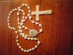 Freebie: Fingerrosaries, free finger rosary