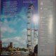 Freebie: hult, free brochure