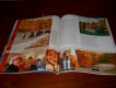 Freebie: michigan, free guidebook, a card of roads and a calendar of 